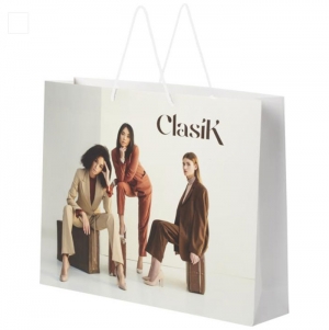 Saco de papel Integra feito � m�o com al�as de corda pl�stica � 45 x 10 x 35 cm