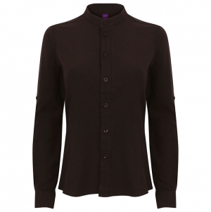 Camisa de senhora com gola � padre